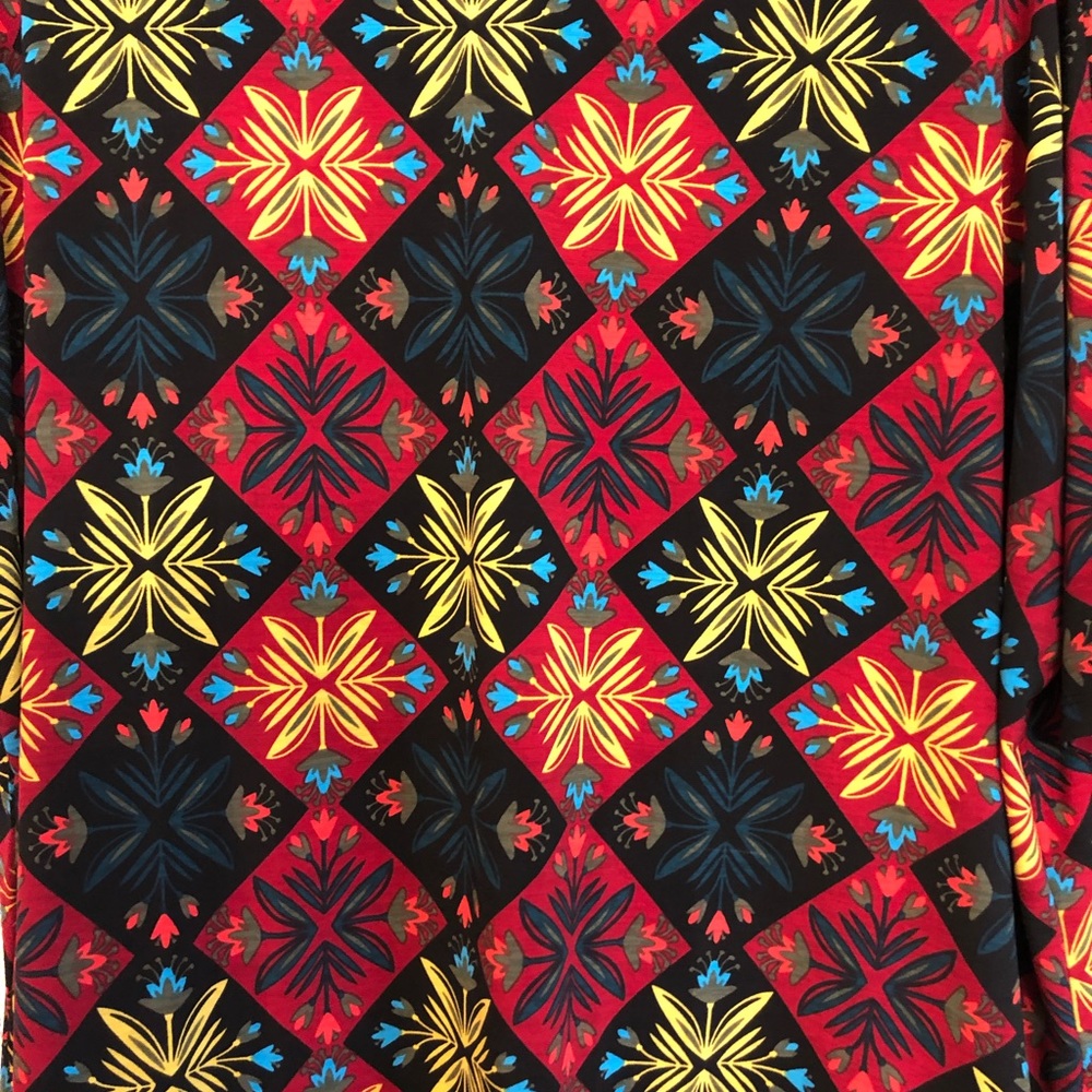Lularoe - Picture 3 of 3